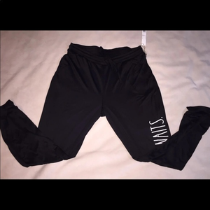 NWT Rae Dunn‎ ADVENTURE AWAITS Joggers